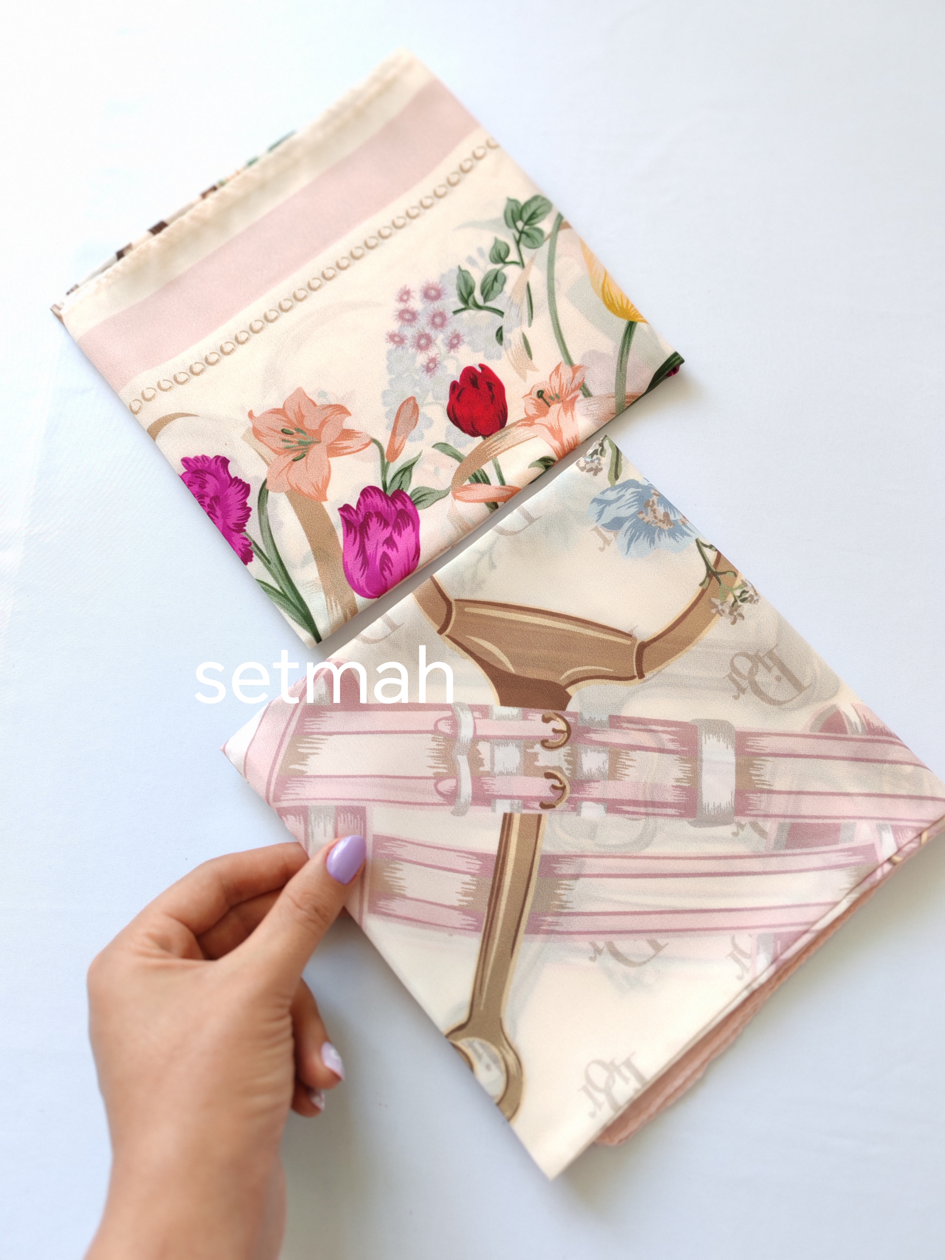 مینی اسکارف حریر نخ طرح گل